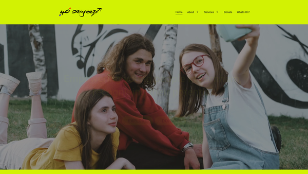 Screenshot of the 40 Degreez website
