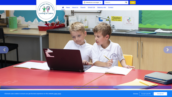 Screenshot of the The Friends Of The John Hampden School,wendover website