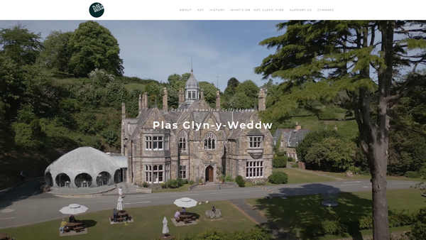Screenshot of the Cwmni Plas Glyn'y-Weddw Limited website