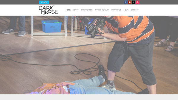 Screenshot of the Dark Horse Theatre website