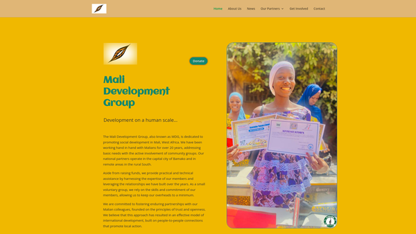 Screenshot of the Mali Development Group website