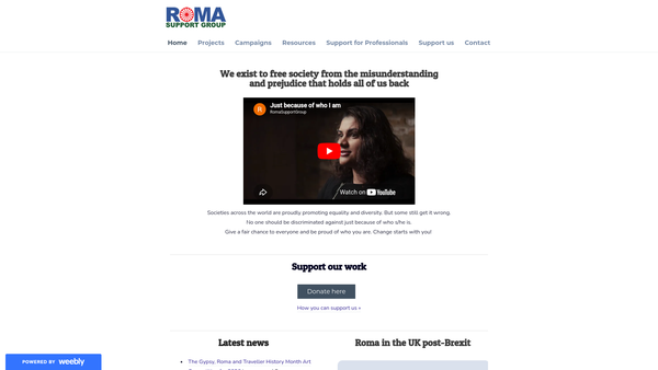 Screenshot of the Roma Support Group website