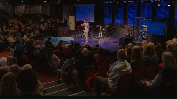 Screenshot of the Trinity Church, Brentwood website