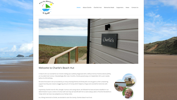 Screenshot of the Charlies Beach Hut website