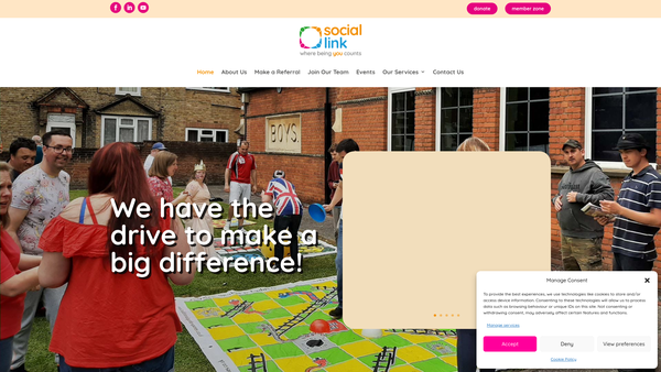 Screenshot of the Social Link website