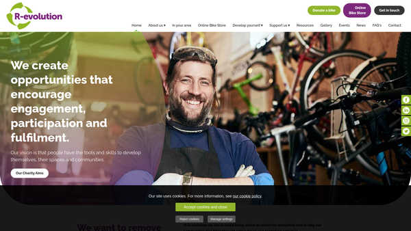 Screenshot of the R-Evolution website