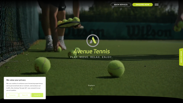 Screenshot of the Avenue Tennis website