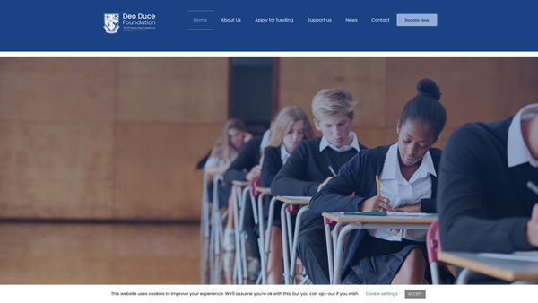Screenshot of the Deo Duce Foundation website