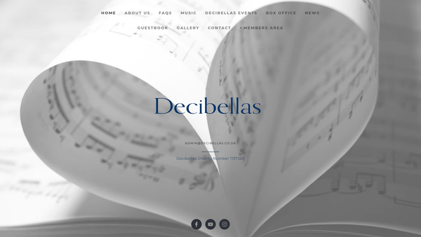 Screenshot of the Decibellas website