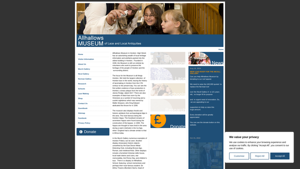 Screenshot of the The Allhallows Museum Of Honiton website