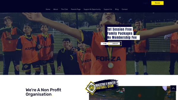 Screenshot of the Maestro & Hunter Football Club website