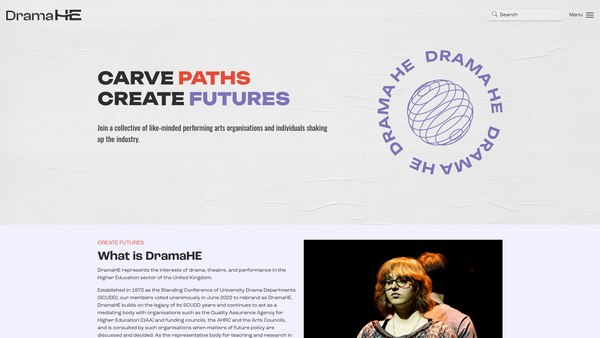Screenshot of the Dramahe website