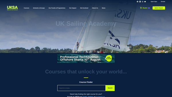 Screenshot of the UK Sailing Academy website