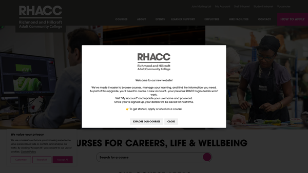Screenshot of the Richmond And Hillcroft Adult And Community College website