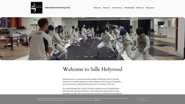 Screenshot of the Salle Holyrood Fencing Club website