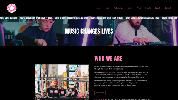 Screenshot of the Turn the Tables website